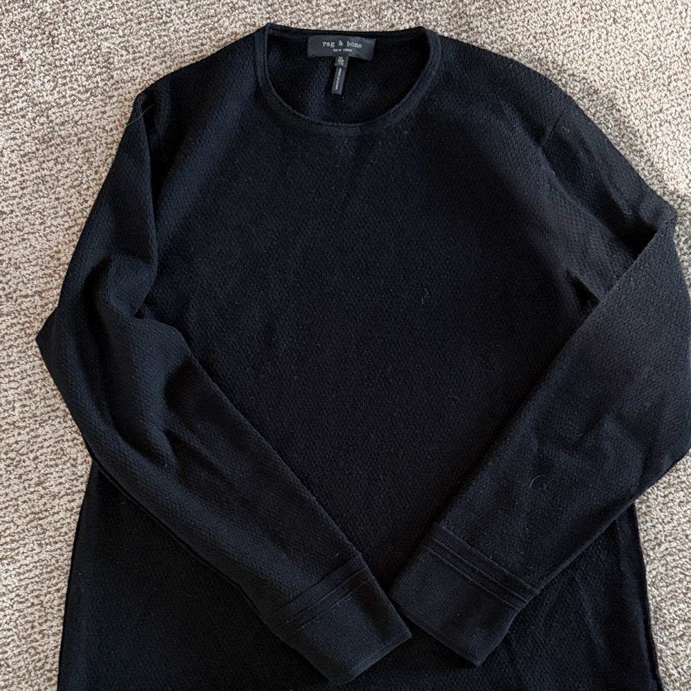 rag & bone Men's Classic Black Crewneck Sweater